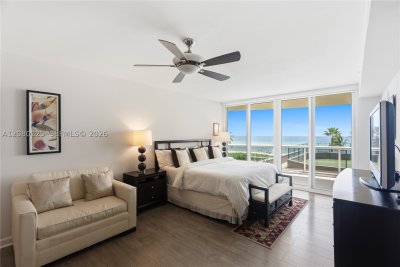 Comprar apartamento no The Pinnacle 308