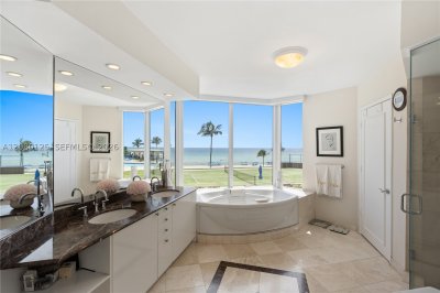 Comprar apartamento no The Pinnacle 308