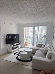 Aluguel de apartamento no Porto Bellagio 3610