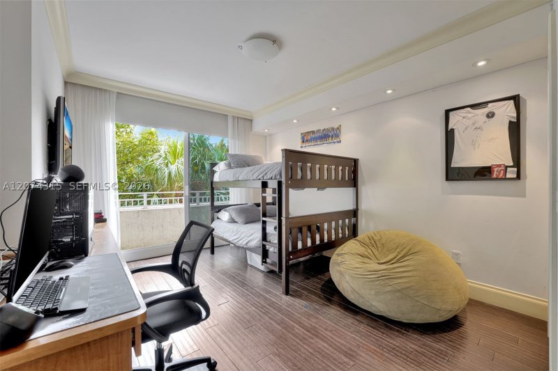 Apartment for rent at Ocean Tower Two 301