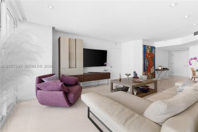 Comprar apartamento no South Tower at The Point 2807