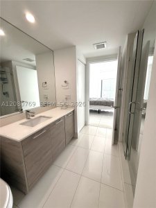 Alquiler de apartamento en Dua Miami - SLS Brickell Condo 1702