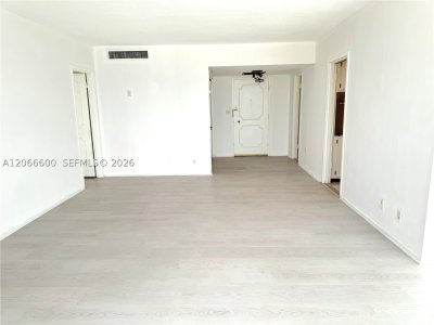 Aluguel de apartamento no King Cole 523