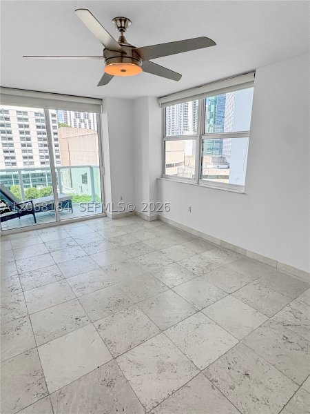 Apartment for rent at Brickell on the River North 902
