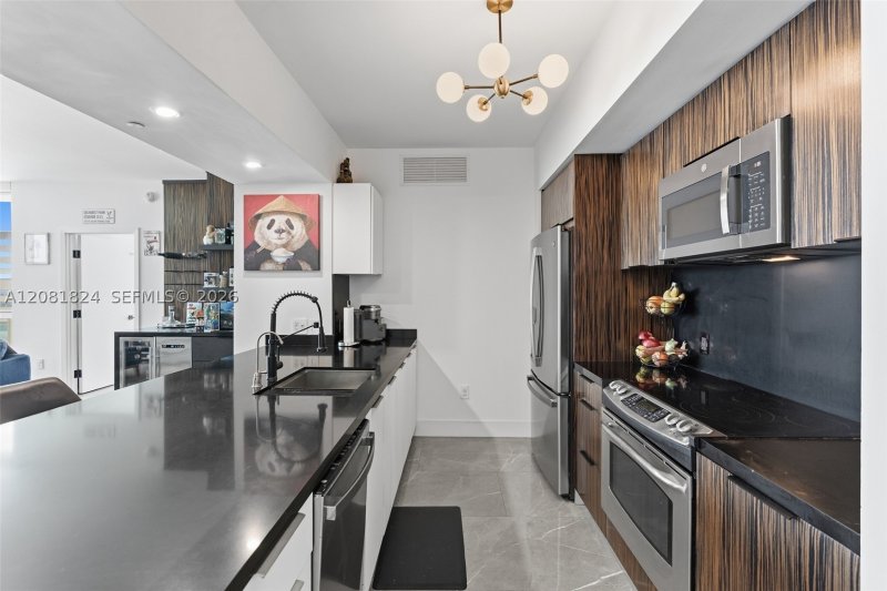 Comprar apartamento no The Plaza Tower I 3111