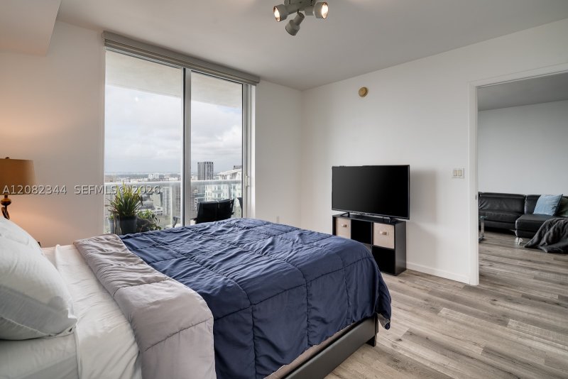 Apartment for rent at 50 Biscayne 4505