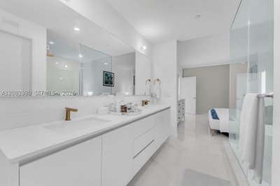 Aluguel de apartamento no Aria Reserve Miami 1405