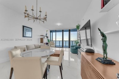 Aluguel de apartamento no Aria Reserve Miami 1405