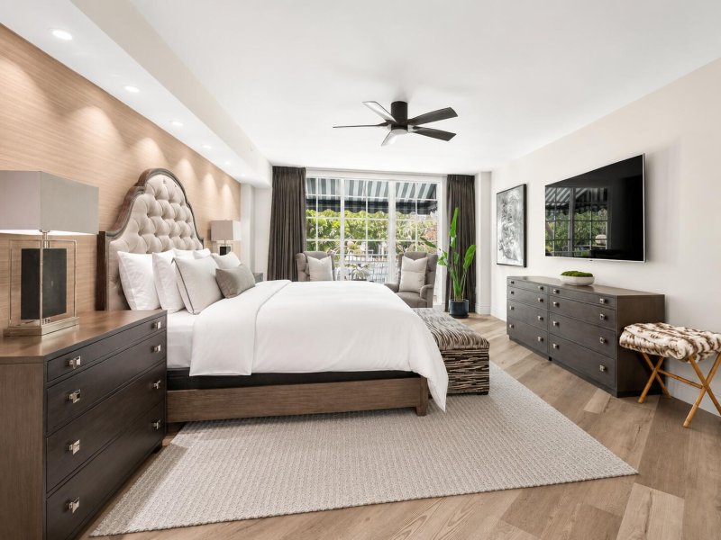 Condo for sale at Las Olas Grand V-2