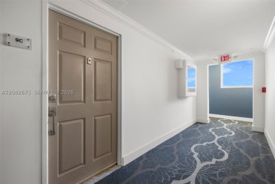Comprar apartamento no Island Pointe 9C