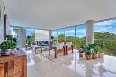 Atlantis on Brickell Apt #706