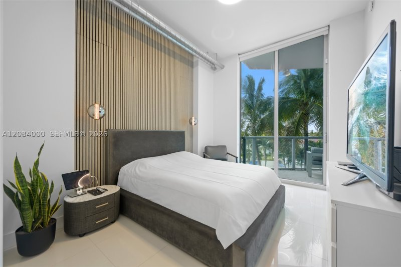 Condo for sale at Uptown Marina Lofts 523