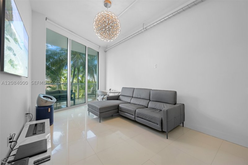 Condo for sale at Uptown Marina Lofts 523