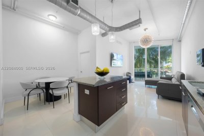 Uptown Marina Lofts Apt #523