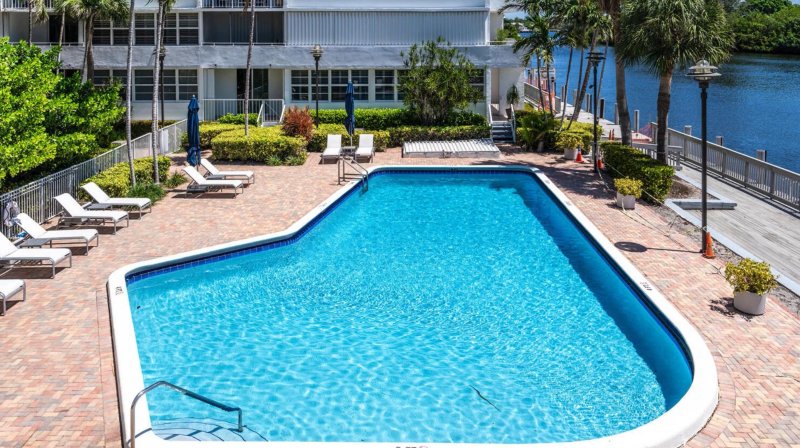 Apartment for rent at East Point Towers 1020