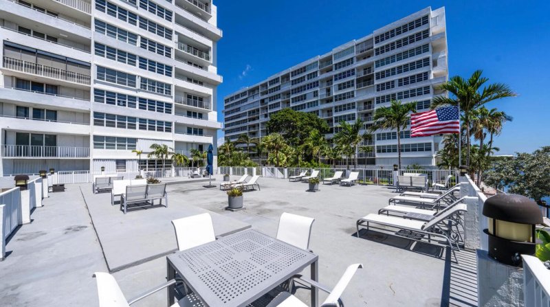 Apartment for rent at East Point Towers 1020