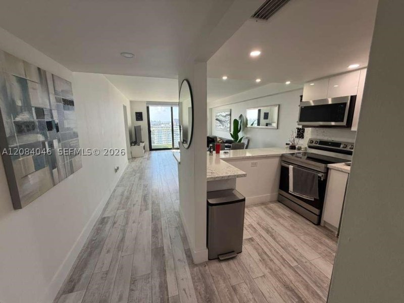Apartment for rent at Sailboat Cay 1414