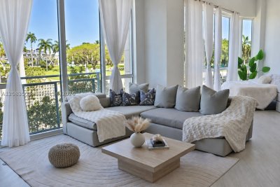 Vizcayne South Tower Apt #229