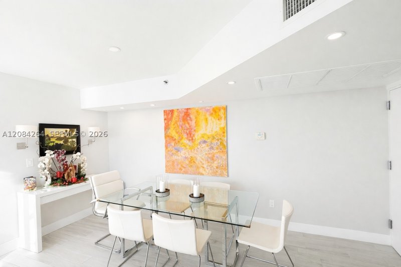 Condo for sale at Grandview 1405