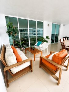 Comprar apartamento no 1800 Club 612