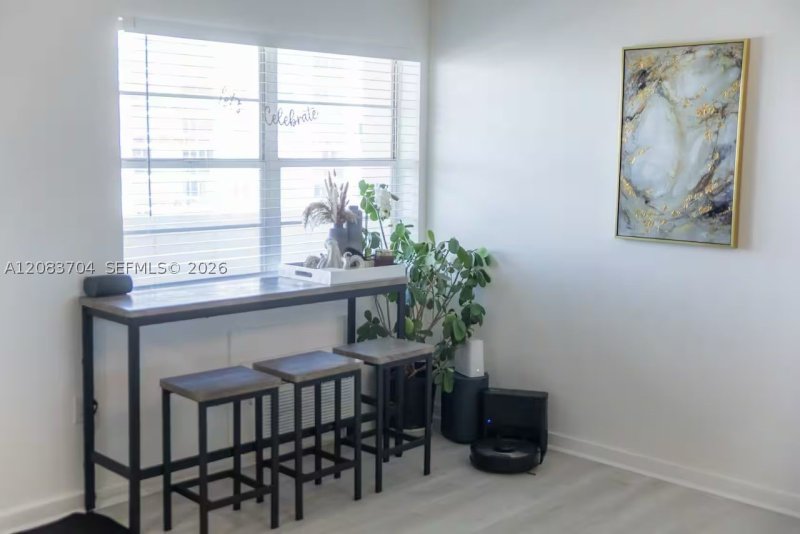 Apartment for rent at Bayshore Yacht Tennis Club 1016
