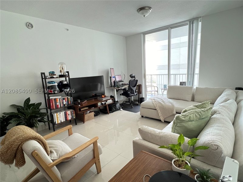 Apartment for rent at Vue at Brickell 1113