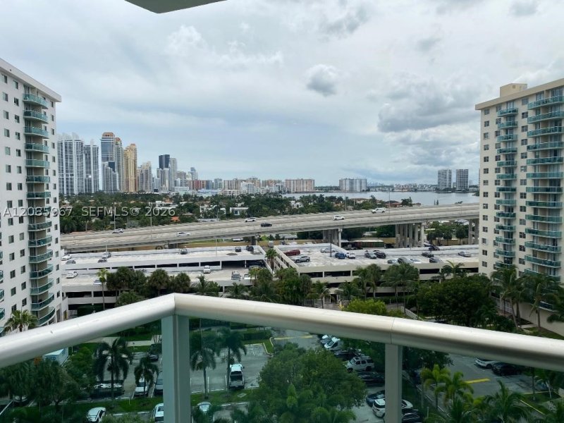 Apartment for rent at Ocean View 1025