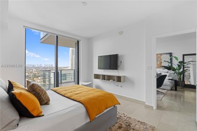 Aluguel de apartamento no Brickell City Centre Rise 2906