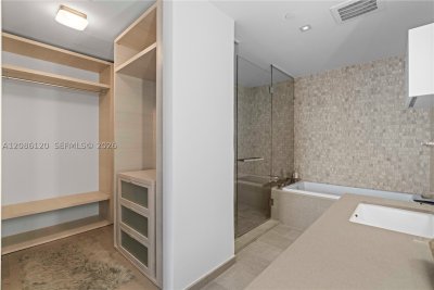 Aluguel de apartamento no Brickell City Centre Rise 2906