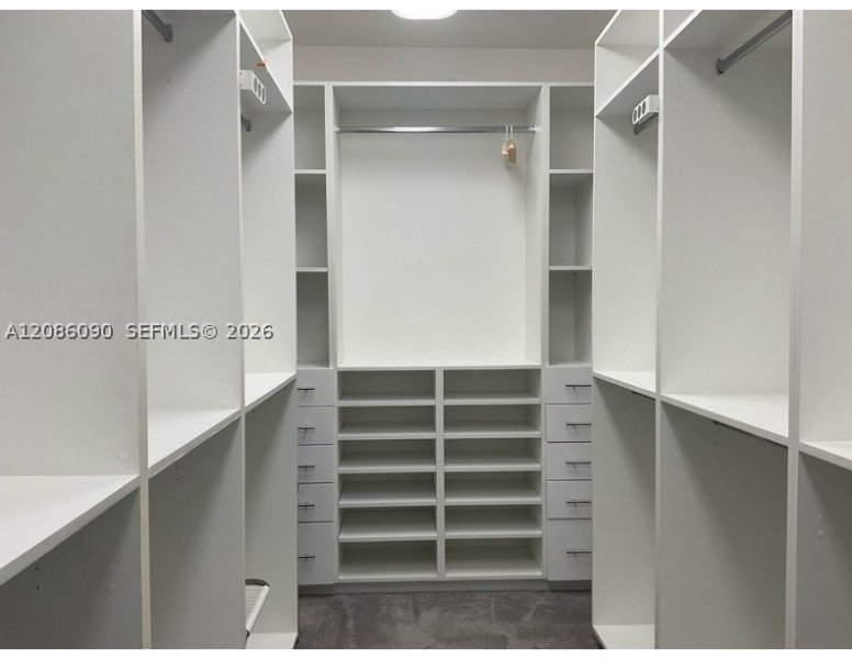 Condo for sale at Oceania 5 2654