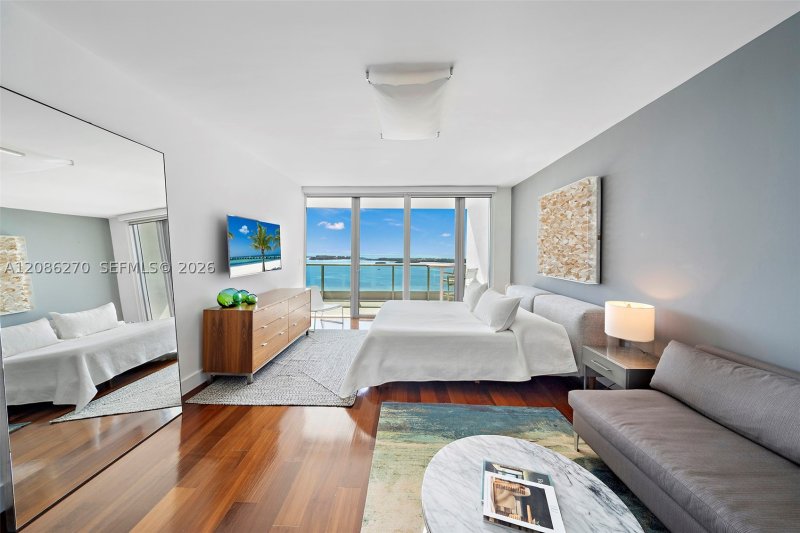 Property photo # 6