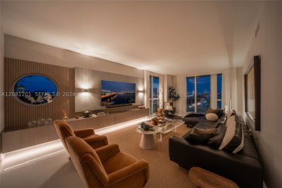 Comprar apartamento no Bentley Bay South 601
