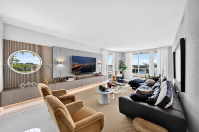 Comprar apartamento no Bentley Bay South 601