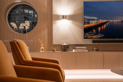 Comprar apartamento no Bentley Bay South 601