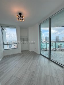 Aluguel de apartamento no Wind by Neo 3913
