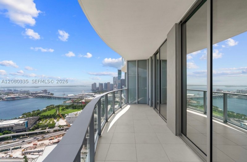 Condo for sale at Casa Bella 3805