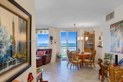 Comprar apartamento no Plaza South 3B