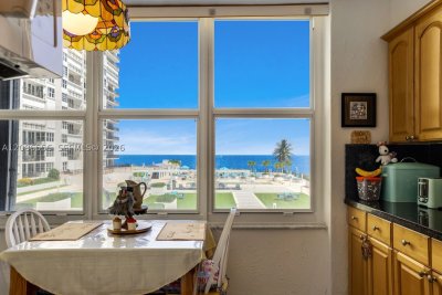 Comprar apartamento no Plaza South 3B
