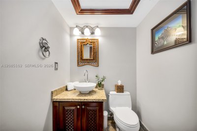 Comprar apartamento no Gables Waterway Towers PH10