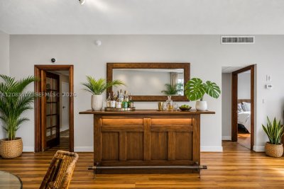 Comprar apartamento no Gables Waterway Towers PH10