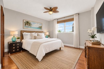 Comprar apartamento no Gables Waterway Towers PH10