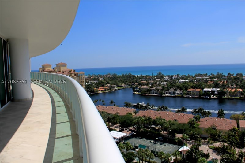 Condo for sale at Porto Vita 2002