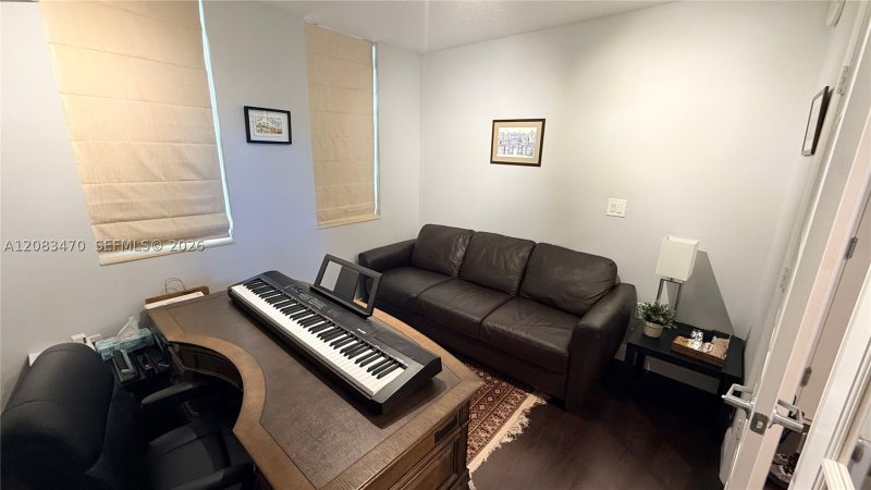 Condo for sale at Gables Marquis 113