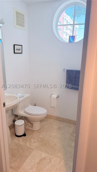 Condo for sale at Gables Marquis 113