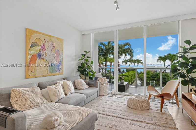 Condo for sale at Bay House 704