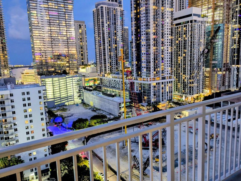 Apartment for rent at Madison Miami W-2202
