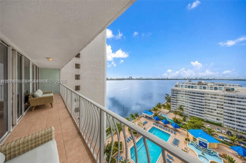 Property photo # 6