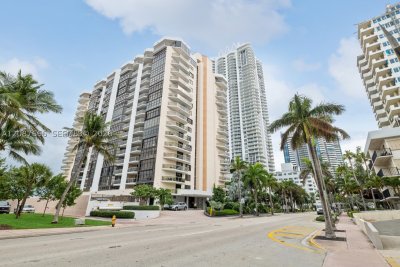 Mar Del Plata Apt #1201