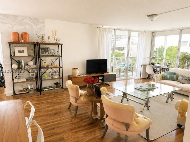 Apartment for rent at Island Breakers 5A