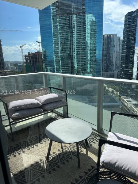 Alquiler de apartamento en Brickell House Condo 2213
